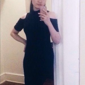 F21 off-shoulder black dress